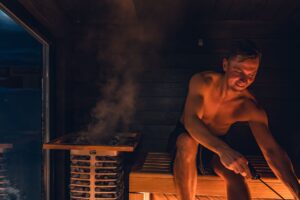 Ni caminar ni nadar, los expertos sentencian: una sesión de sauna de 30 minutos puede activar las células clave del sistema inmunitario, según un estudio