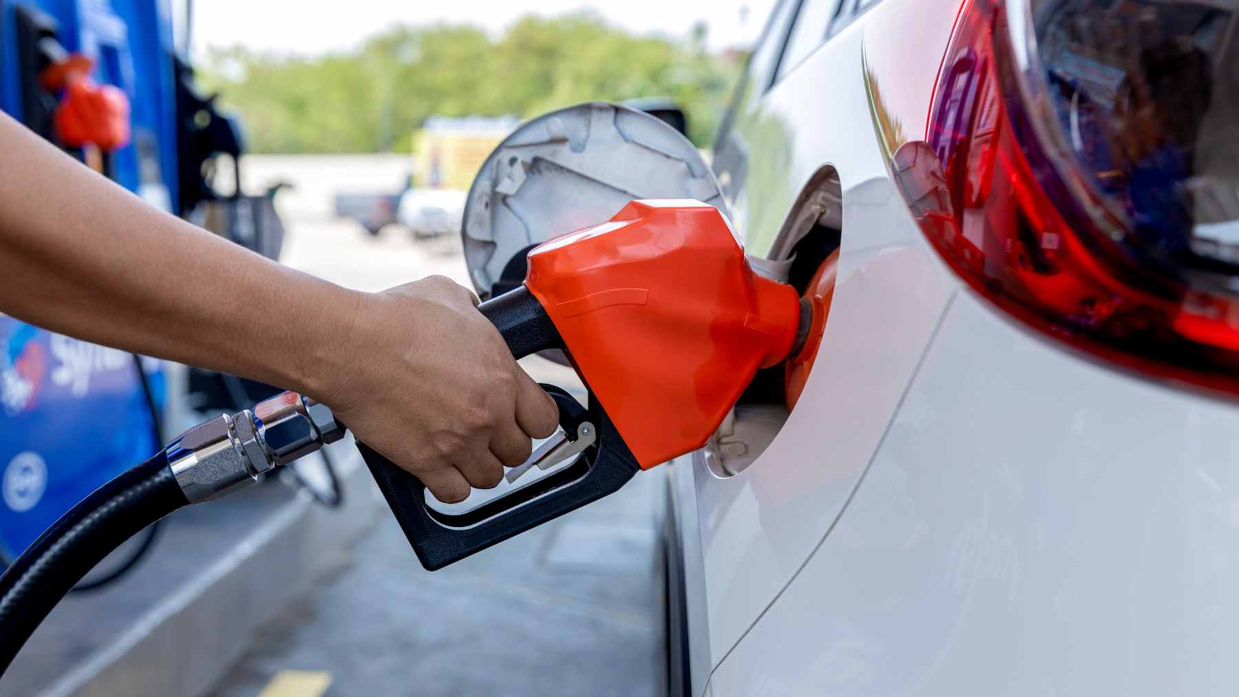 A financial analyst reviewing a digital chart showing the 0.7% increase in the U.S. Producer Price Index for February 2026.