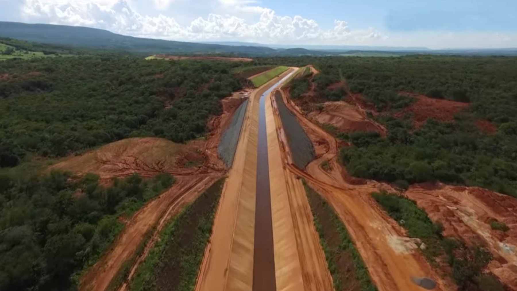 Brazil is building a 145-kilometer artificial river through Ceará, and the project could change how one of its driest regions survives drought 1 Construction progress of the Cinturão das Águas do Ceará artificial river canal system traversing dry landscape in Brazil.