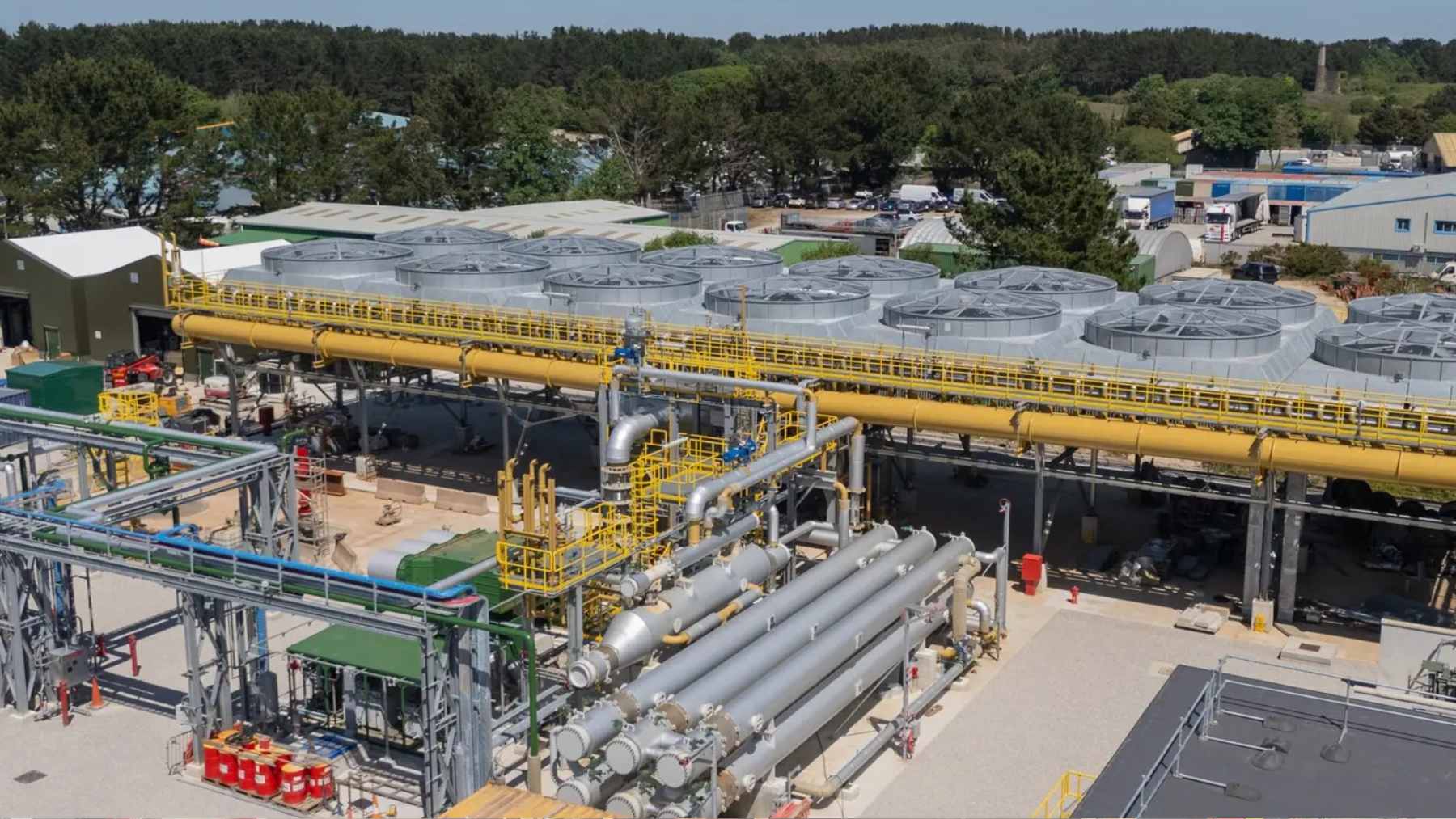 The deep geothermal drilling rig and binary cycle power plant facility at United Downs in Cornwall, UK.