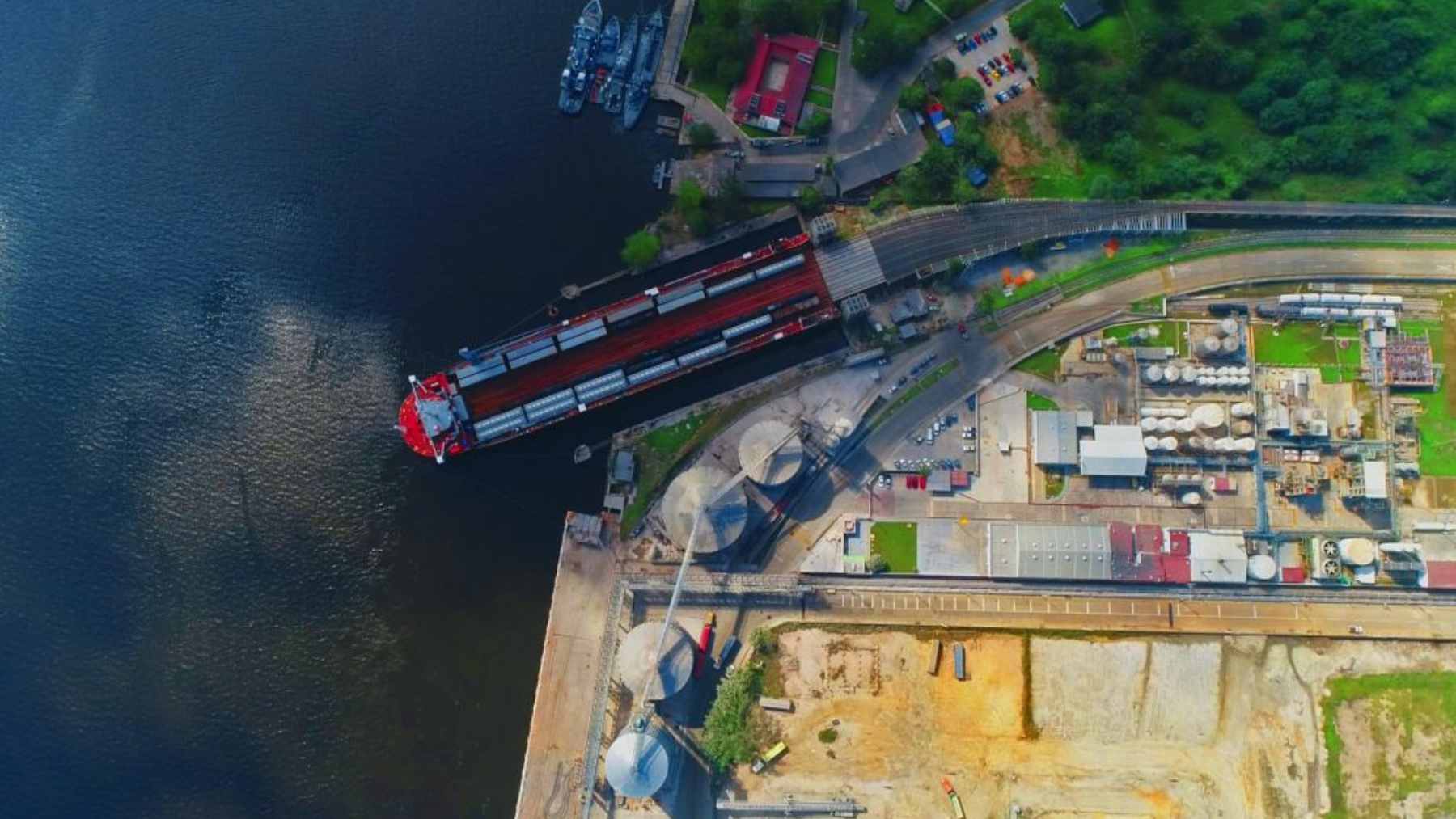 Construction crews working on the Interoceanic Corridor rail tracks designed to link the Pacific and Gulf of Mexico coasts.