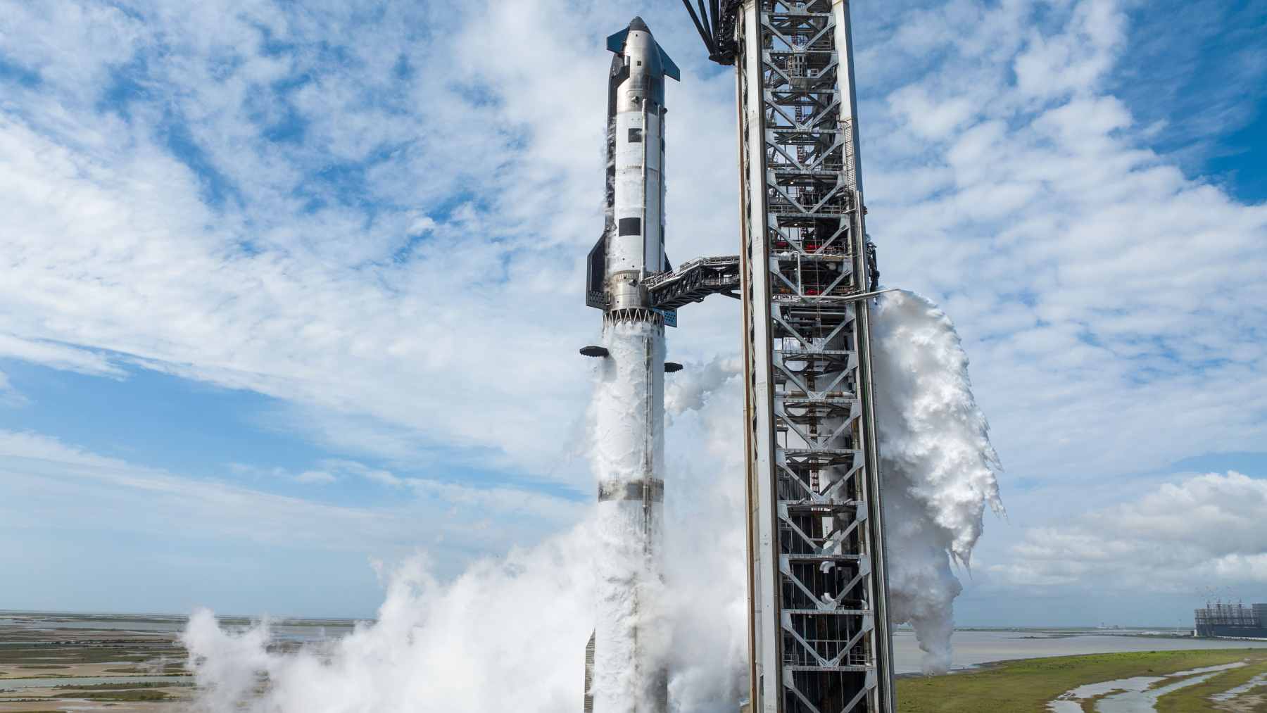 SpaceX Starship V3 launching from the new Pad 2 at Starbase, Texas, on its historic debut flight.
