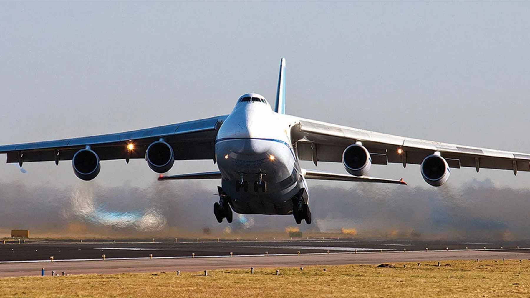Antonov AN-124 cargo plane taxiing on the runway at Melbourne Orlando International Airport during its Florida stop.