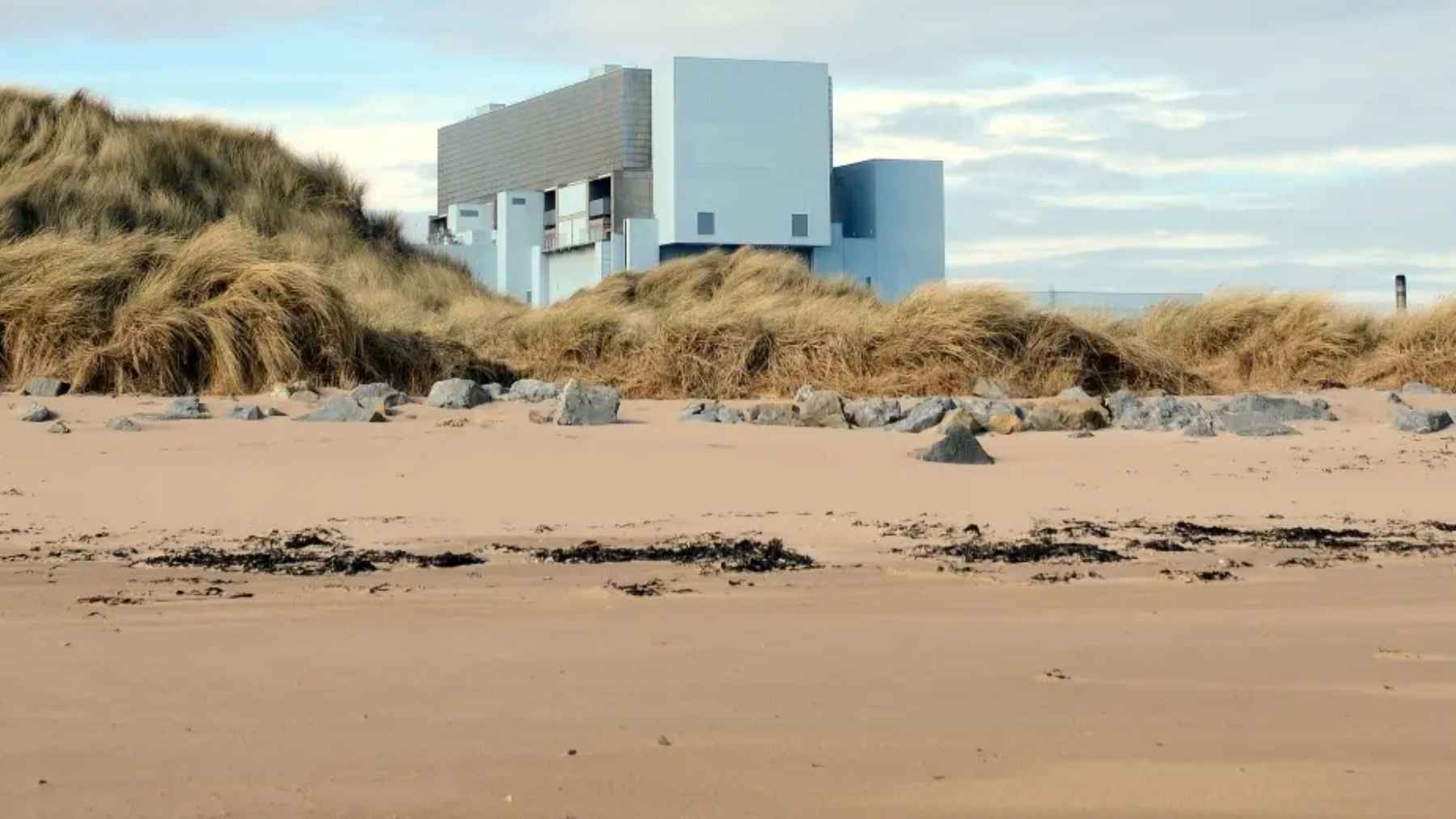 Britain's Sizewell B nuclear plant has won a 20-year life extension: the power gap it must close 2 A nuclear power station containment building representing Sizewell B in Suffolk, England, which secured a 20-year life extension through 2055.