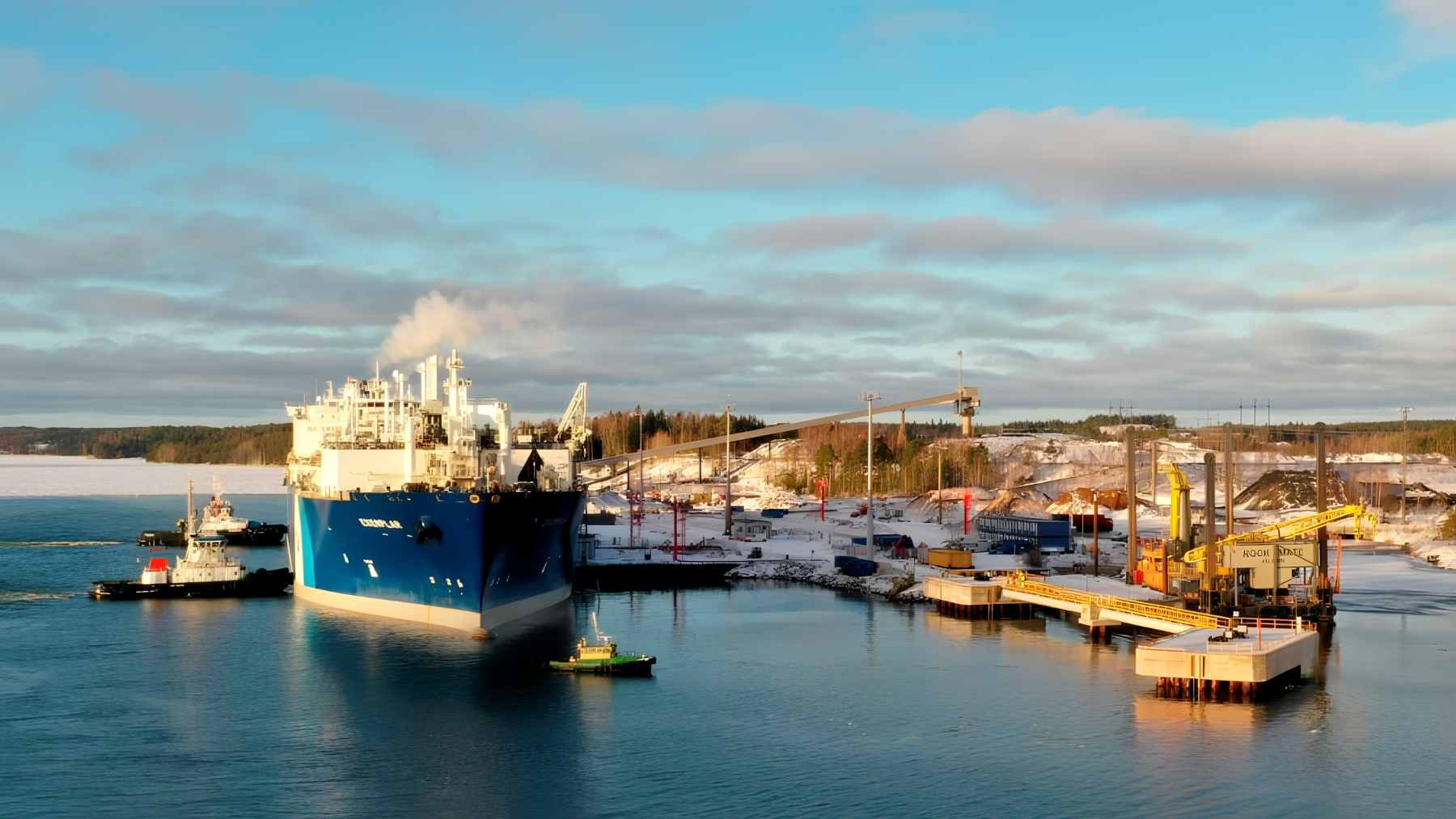 The FSRU Exemplar floating LNG terminal moored at Inkoo, Finland, providing vital maritime energy security.