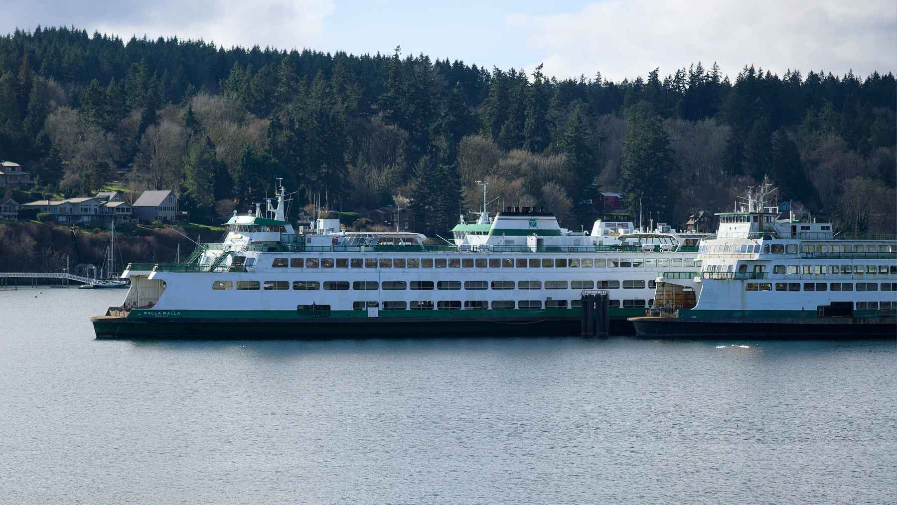 A marine hydrogen propulsion system testing direct seawater electrolysis and clean shipping technology.