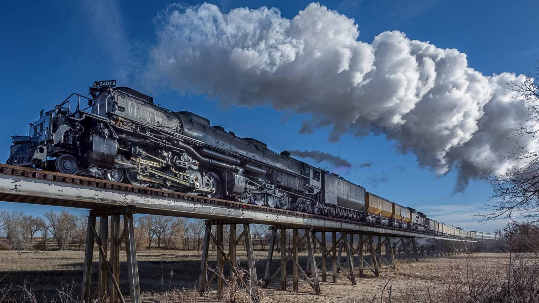 The massive Union Pacific Big Boy No. 4014 steam locomotive traveling through Pennsylvania during its 2026 cross-country tour.