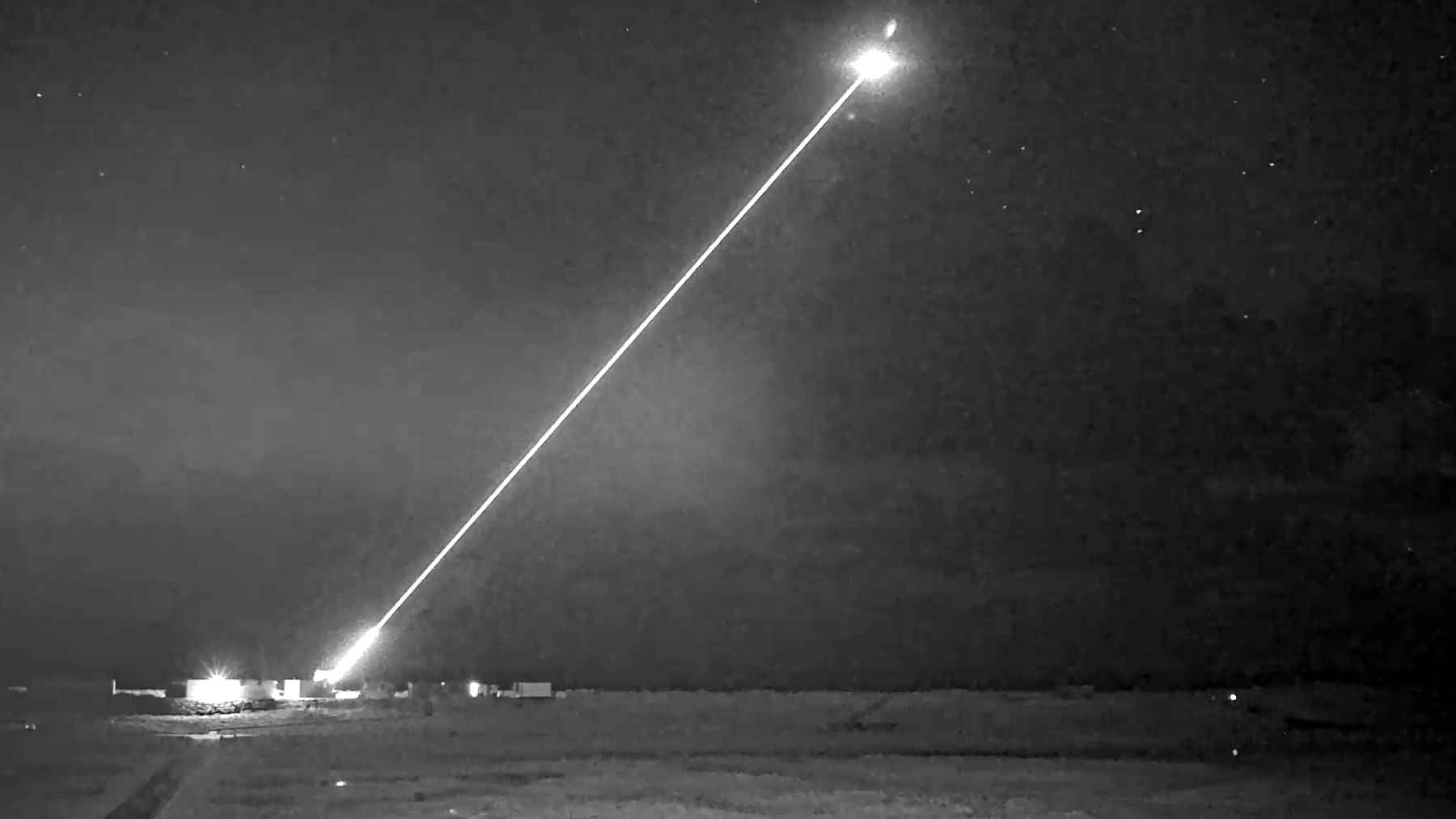 A British firm is pouring cash into laser weapons, and the cost of one shot is what finally made generals listen 2 A conceptual display of laser weapon technology, representing QinetiQ's HELENA system and laser directed-energy development for the British military.