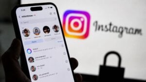 Instagram elimina los DMs cifrados y el movimiento reabre el debate: privacidad frente a control y moderación, en una plataforma donde el chat también es producto