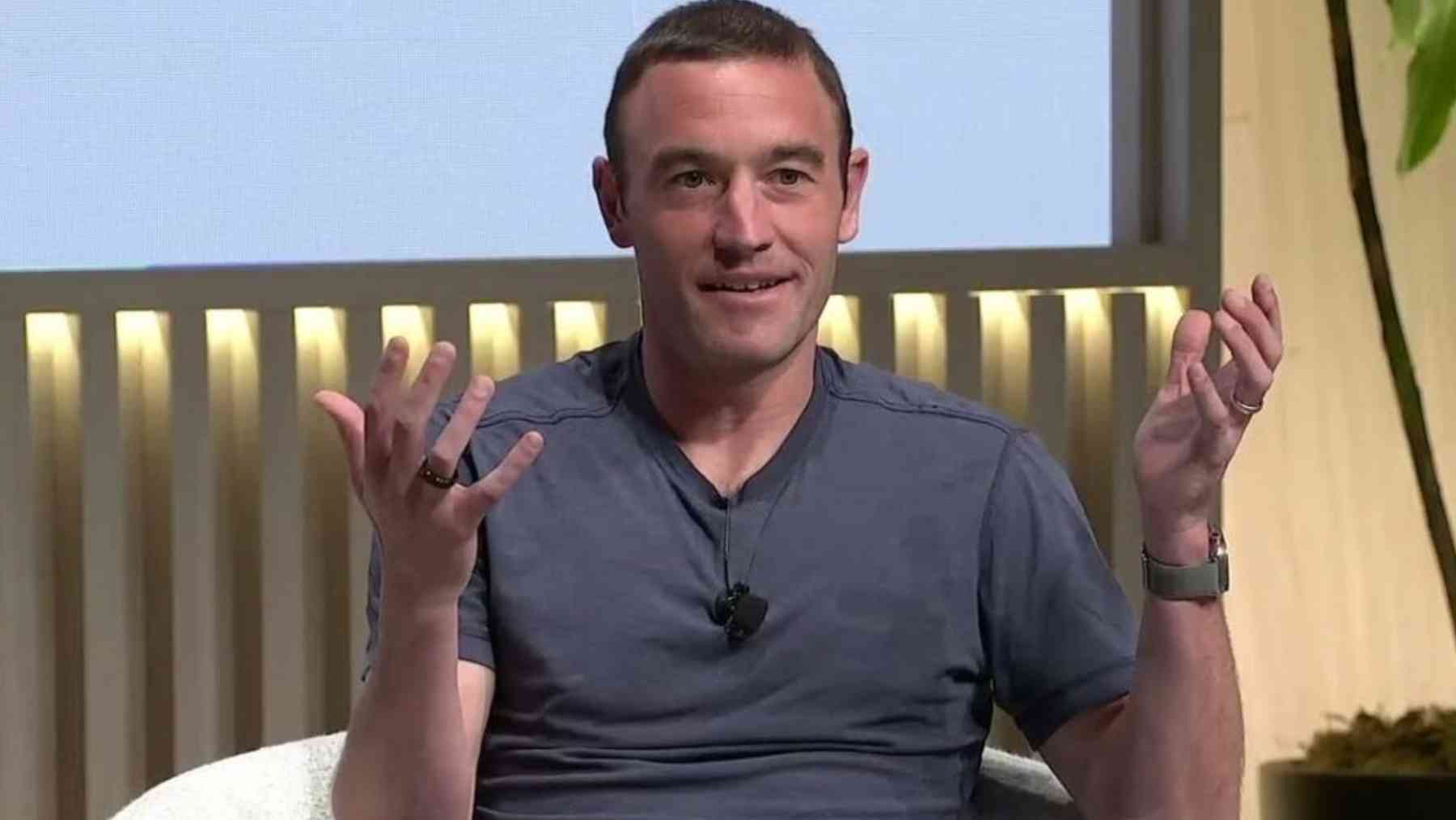 Kevin Weil, creador de ChatGPT: “Al ritmo que llevamos, la IA superará a los programadores antes de fin de año”