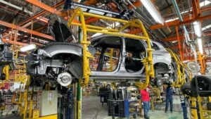 Adiós al milagro mexicano del automóvil: la cifra que sentencia su pérdida de protagonismo en 2025