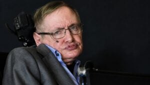 La predicción de Hawking sobre la IA que nadie quiso escuchar y que ahora preocupa a los gobiernos