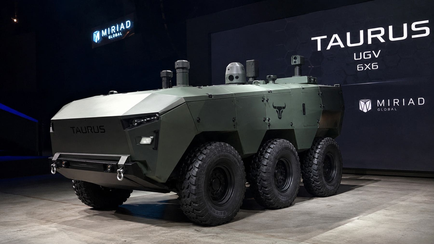 Taurus, blindado 6x6 no tripulado con inteligencia artificial presentado por España.