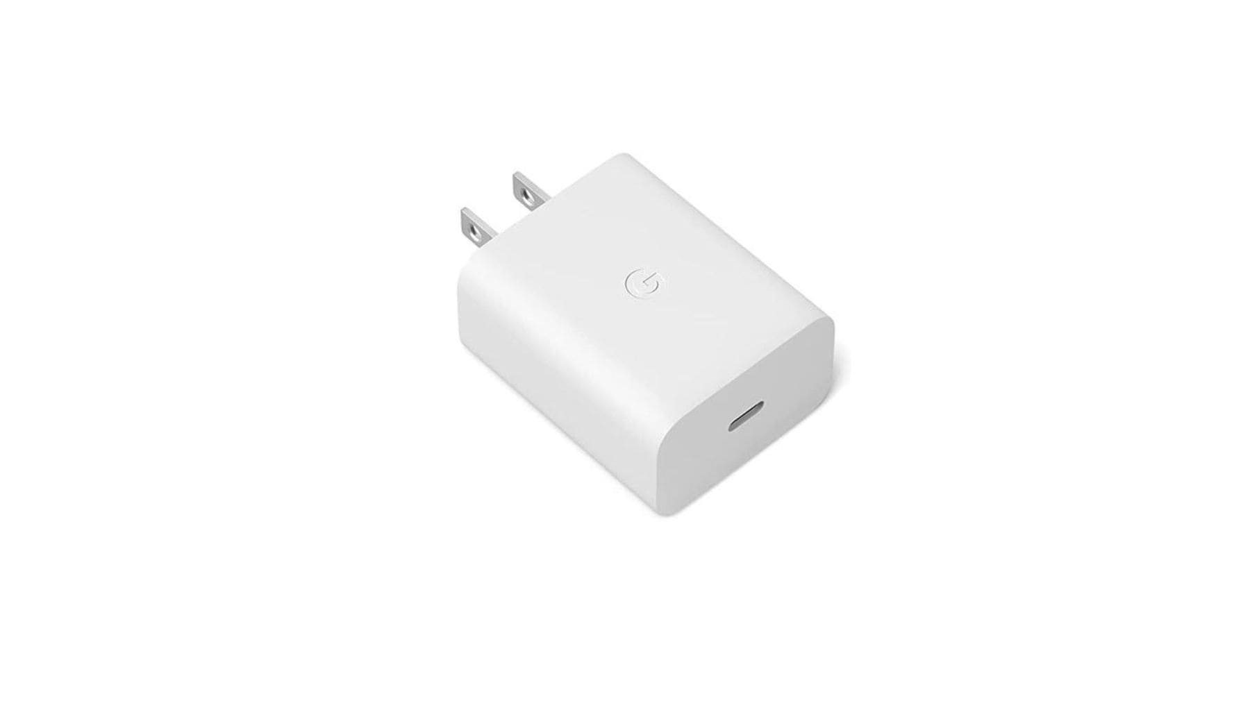 Cargador oficial Google USB-C de 30 W compatible con USB Power Delivery y PPS para carga rápida de móviles.