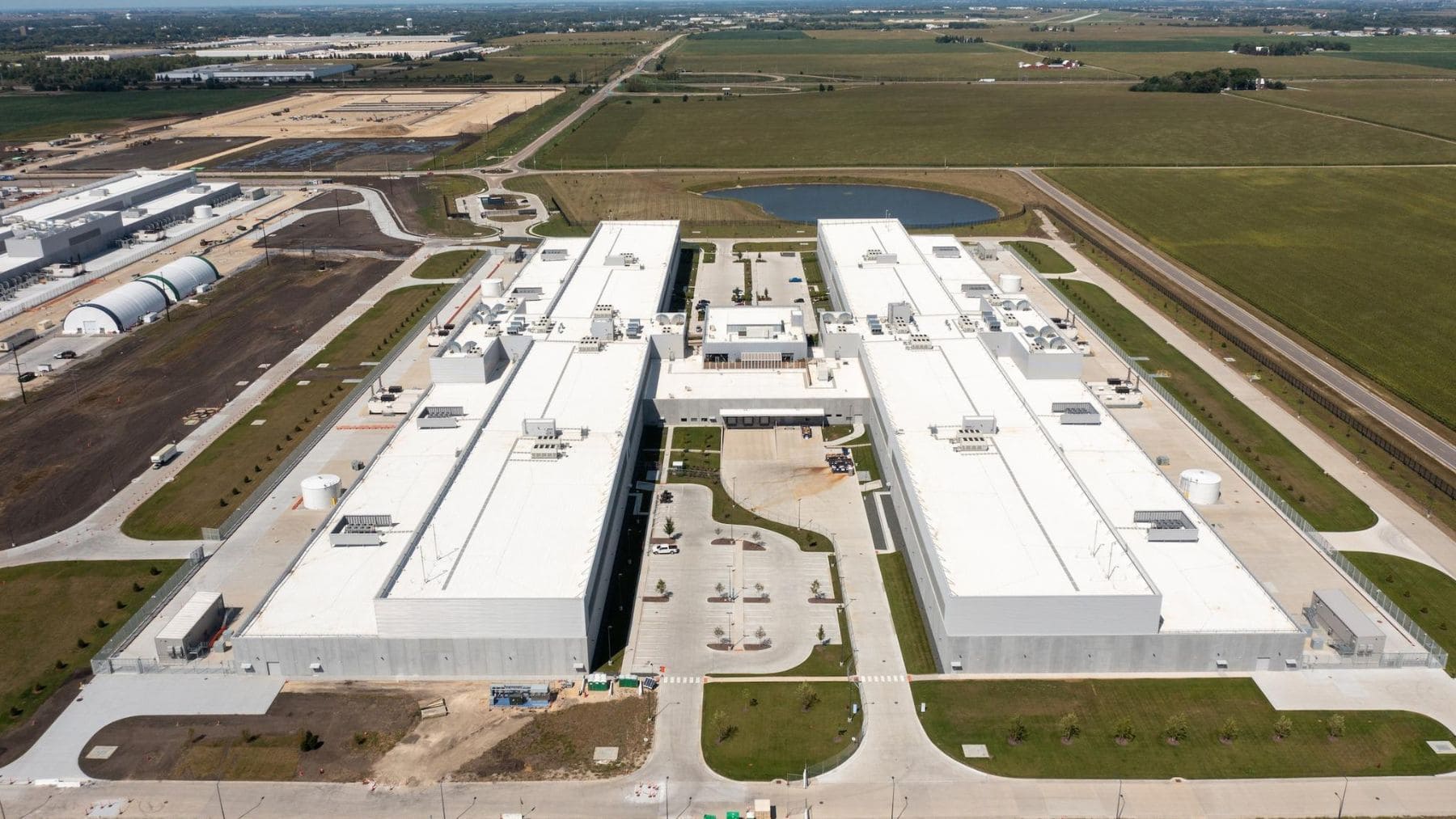 Centro de datos de Meta donde la compañía impulsa su infraestructura de inteligencia artificial y nuevos empleos cualificados.