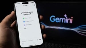 Fallo de seguridad inaudito de ChatGPT y Gemini: descubren que están filtrando números de teléfono reales a desconocidos