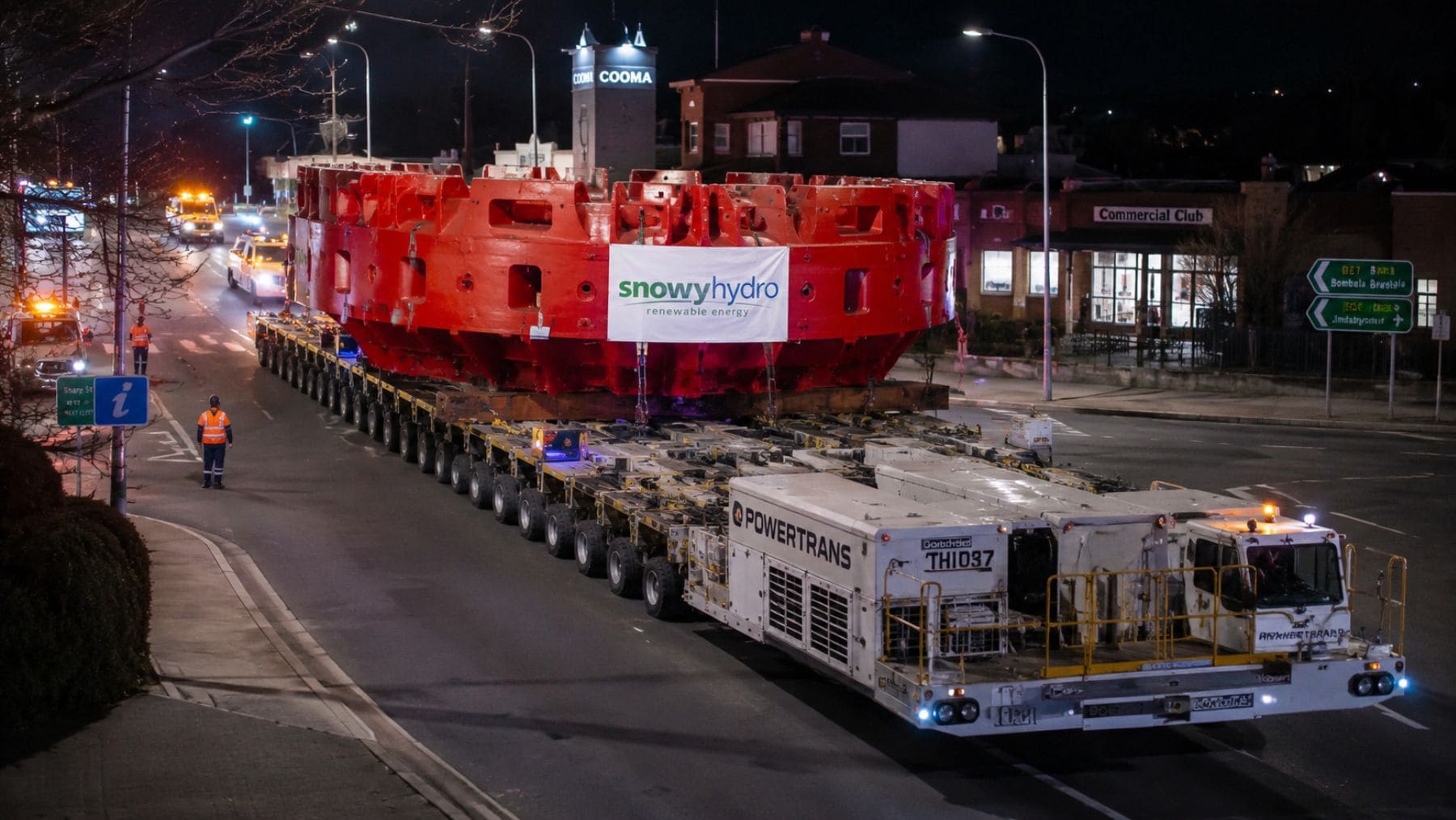 Un convoy de 73 metros y 152 ruedas mueve una pieza de 137 toneladas para la mayor batería de agua del mundo.