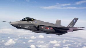 Mientras EEUU presume de flota militar, una auditoría del Pentágono revela que sólo uno de cada cuatro F-35 puede cumplir todas sus misiones y la situación va a empeorar
