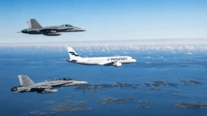 F/A-18 finlandeses escoltan un Embraer en un vuelo inusual con “carga VIP”, y el detalle curioso es que a bordo viajaban los campeones del hielo