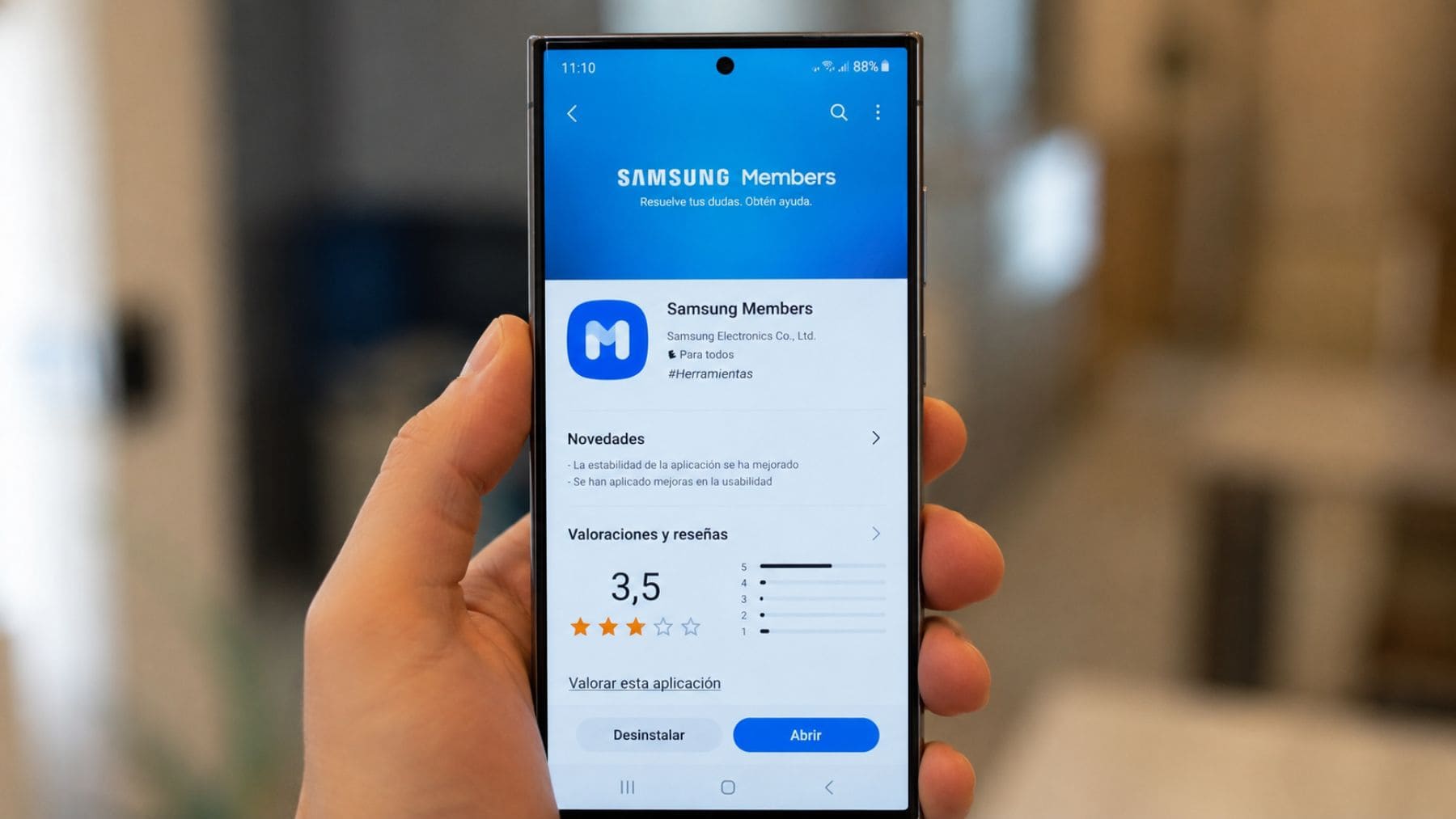Aplicación Samsung Members abierta en un teléfono Samsung Galaxy con funciones de soporte y diagnóstico del dispositivo.