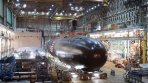 EEUU acaba sacar a flote el SSNN-801 y se prepara para dar un salto militar con el submarino militar Virginia Block IV, capaz de disparar 40 misiles Tomahawk