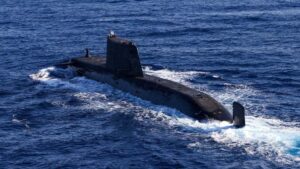 Un reporte sitúa a los submarinos de ataque británicos en un cuello de botella de reparaciones, y el golpe es que la capacidad real de despliegue quedaría seriamente limitada
