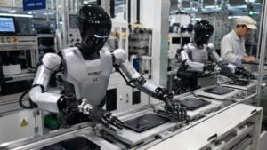 China pone robots a trabajar durante 6 días consecutivos y confirma que la nueva era industrial ya ha llegado: la prueba ha terminado con éxito