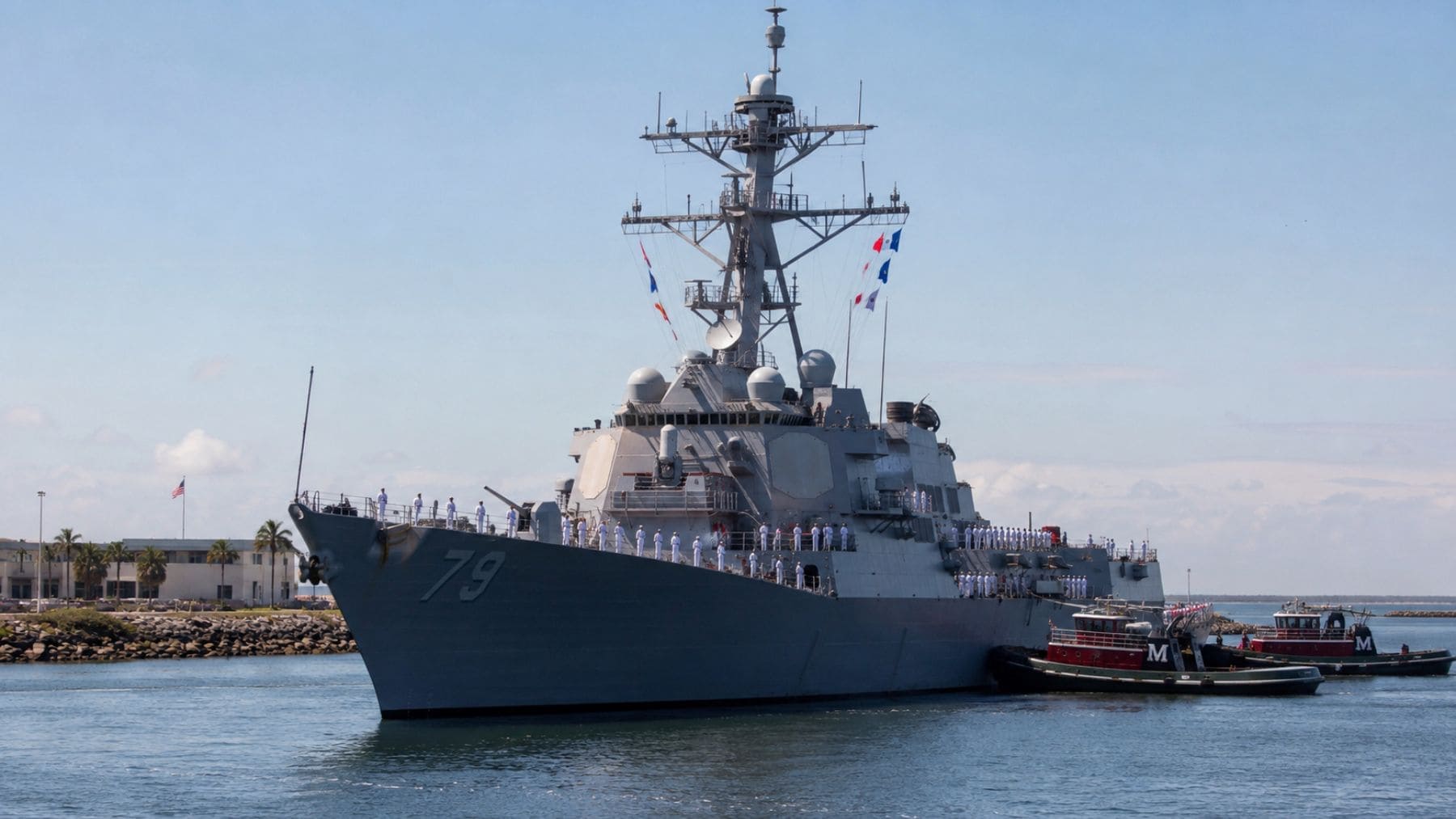 Destructor estadounidense de última generación navegando hacia la Base Naval de Rota, donde EEUU desplegará un sexto buque Flight III.