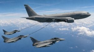 España estrena sus aviones cisterna A330 MRTT con su misión más exigente hasta la fecha: 17.000 kilómetros hasta Australia reabasteciendo a seis Eurofighter en ocho días