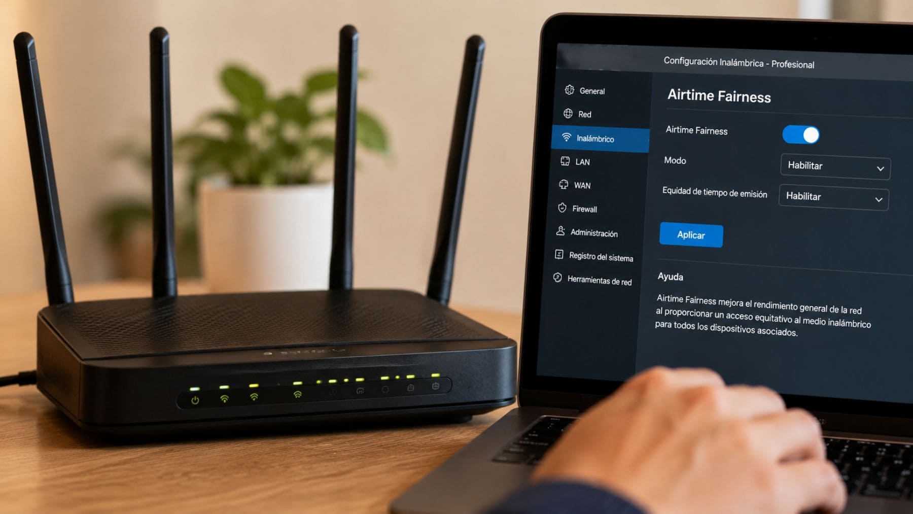 Router WiFi junto a un ordenador con la configuración Airtime Fairness activada.
