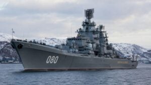 Rusia se prepara para reactivar su mayor buque de guerra nuclear: el crucero Almirante Najímov volverá al servicio activo antes de que acabe el año tras más de 20 años parado